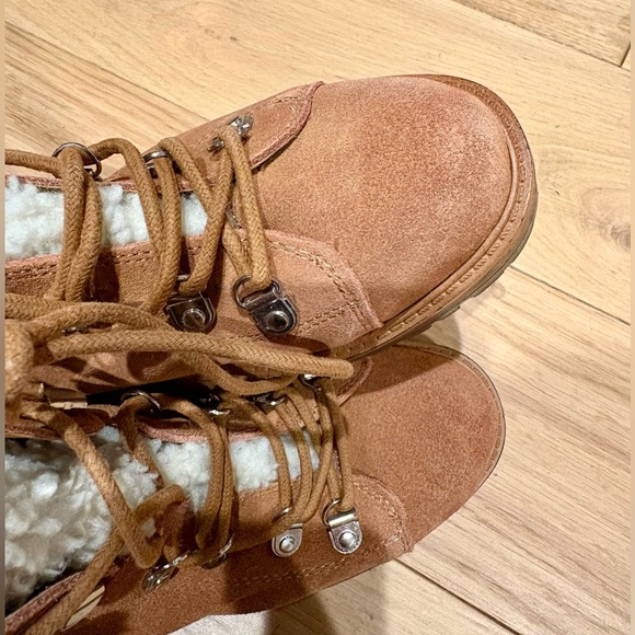 Marc Fisher Isalia Shearling Hiker Boots | Size 7 - Picture 5 of 7
